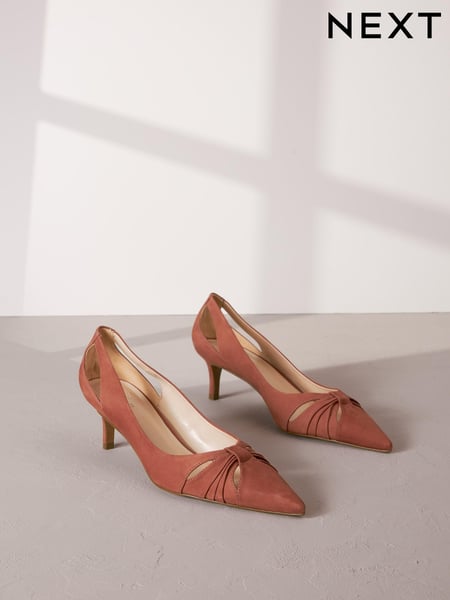 Rose Pink Signature Leather Cutout Kitten Heels (N09947) | € 18