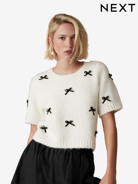 White with Black Bows Short Sleeve Crew Neck Jumper With Wool (N21377) | € 22