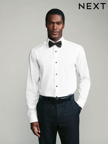 White Textured/Black Bow Tie Regular Fit Single Cuff Shirt And Bow Tie Pack (N23305) | € 51