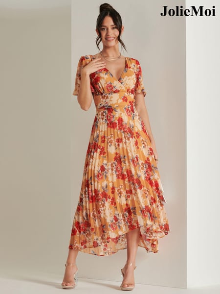 Jolie Moi Orange & Red Floral Pleated Dip Hem Chiffon Maxi Dress (N24334) | € 123
