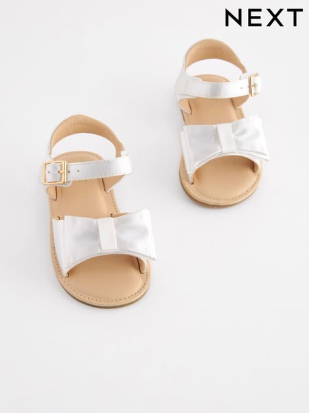 White Standard Fit (F) Bow Occasion Sandals (N34592) | € 23 - € 28