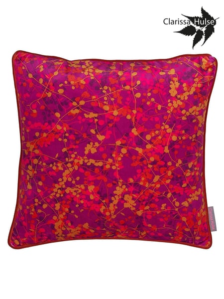 Clarissa Hulse Maidenhead Vine Cushion (N39551) | 78 €