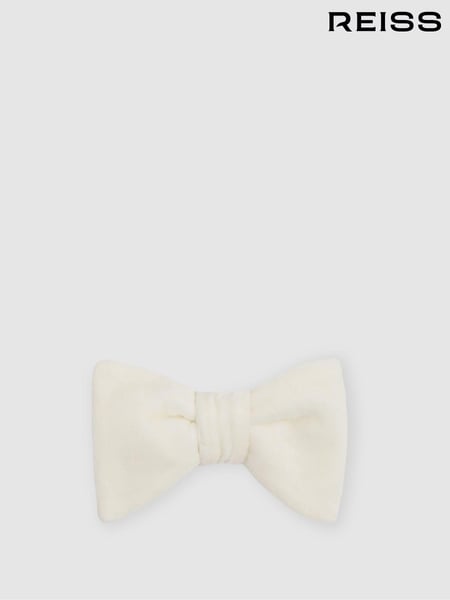 Reiss Ivory Hike Velvet Bow Tie (N40572) | € 106