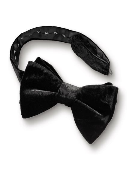 Charles Tyrwhitt Black Velvet Bow Tie (N62570) | € 55