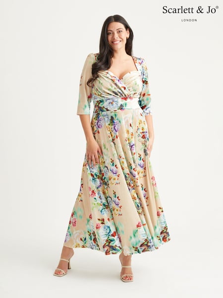 Scarlett & Jo Cream Elizabeth Velvet Maxi Gown (N64397) | € 211