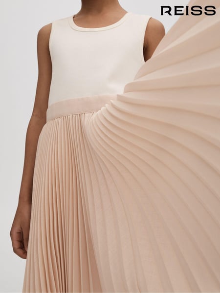 Reiss Ecru Harriet 9-13 yrs Pleated Asymmetric Dress (N74384) | € 142