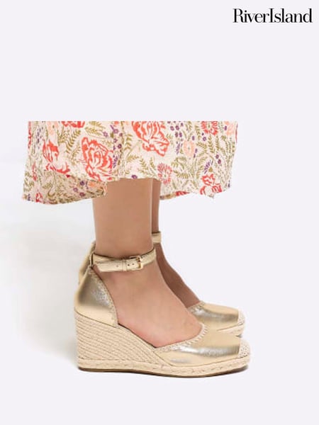River Island Gold Leopard Espadrille Wedge Sandals (N95511) | € 12