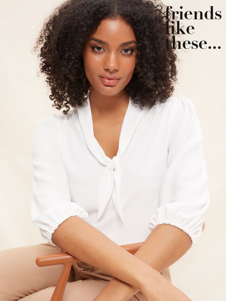 Friends Like These Ivory White V Neck Bow Front 3/4 Sleeve Blouse (Q36953) | € 47
