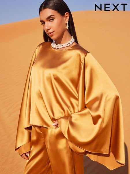 Gold Satin Long Sleeve Top (Q46038) | € 30