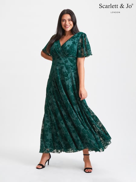 Scarlett & Jo Green Isabelle Velvet Flock Angel Sleeve Maxi Dress (Q53282) | € 172