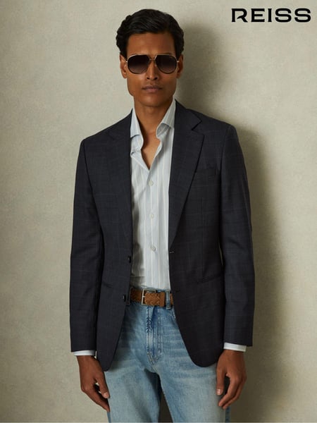 Reiss Navy Grace Single-Breasted Wool Blend Blazer in Prince of Wales Check (Q60916) | € 465