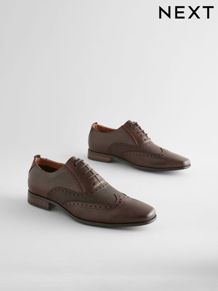 Brown Embossed Oxford Wingcap Brogue Shoes (Q61137) | € 28