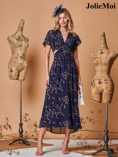 Jolie Moi Navy Blue Plunge Neckline Keyhole Chiffon Maxi Dress (Q69324) | € 52