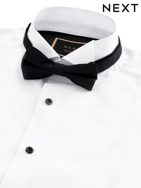 White/Black Slim Fit Single Cuff Shirt And Bow Tie Pack (Q73138) | € 54