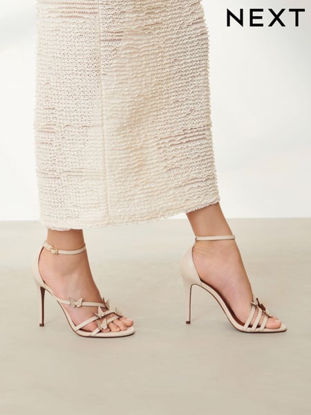 Bone Signature Leather Butterfly High Heel Sandals (Q75589) | € 21