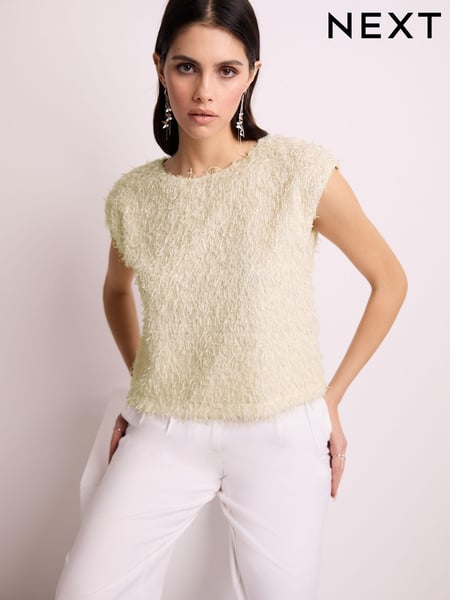 Ecru Short Sleeve Textured Top (Q77097) | € 7