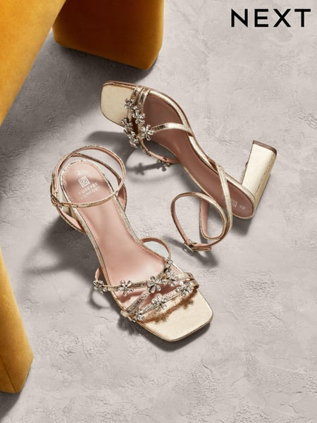 Gold Forever Comfort® Jewel Flowers Block Heel Sandals (Q81803) | € 11