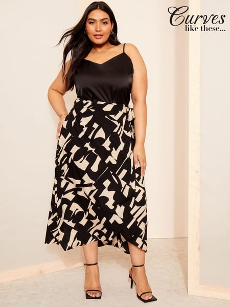 Curves Like These Black Geo Print Wrap Midi Skirt (Q88029) | € 35