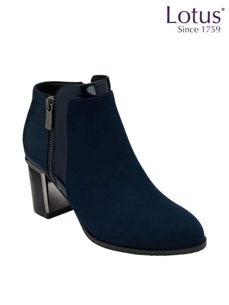 Lotus Blue Dark Ankle Boots (Q88746) | € 45