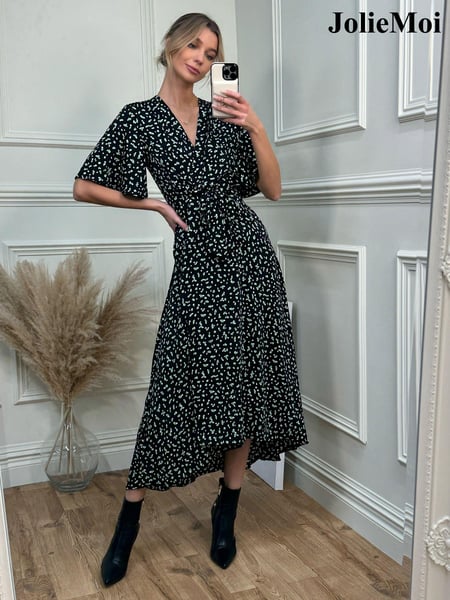Jolie Moi Black Angel Sleeve Wrap Tie Front Maxi Dress (Q90911) | € 52