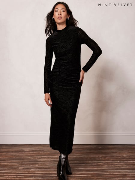 Mint Velvet Black Velvet Devoré Midi Dress (Q95295) | € 40