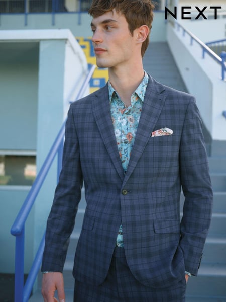 Mid Blue Check Suit (T06102) | € 52