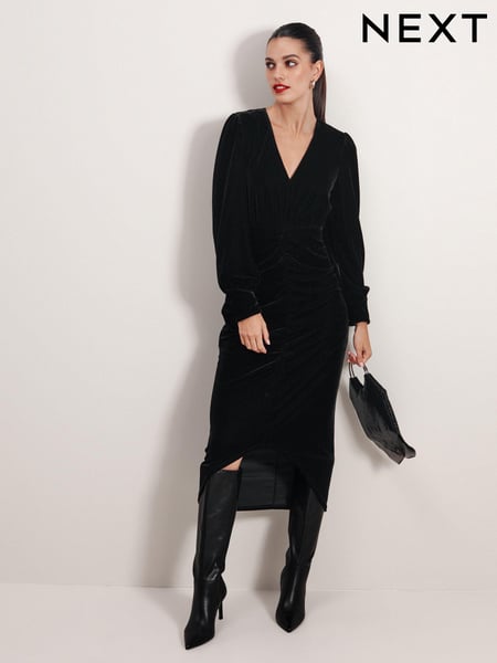 Black Velvet Midi Dress (T53625) | € 15