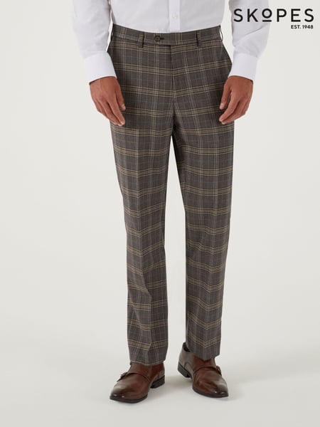 Skopes Brown Tailored Fit Ackley Check Suit: Trousers (T59449) | € 46