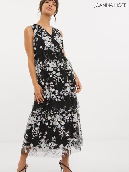 Joanna Hope Black Machine Sequin Tiered Prom Dress (T79178) | € 54