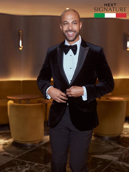 Black Slim Fit Signature Pontoglio Italian Fabric Velvet Blazer (U31767) | € 267