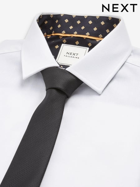 White/Black Regular Fit Single Cuff Shirt And Tie Pack (U36510) | € 18