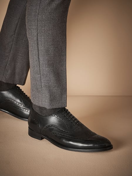 Black Wide Fit Signature Italian Leather Wing Cap Brogues (U55092) | € 53