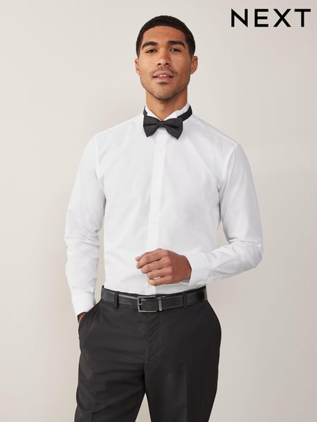White Regular Fit Easy Care Single Cuff Wing Collar Smart Shirt (U68625) | € 30