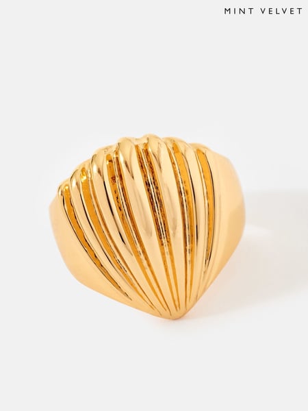 Mint Velvet Gold Tone Statement Shell Ring (W33671) | € 39