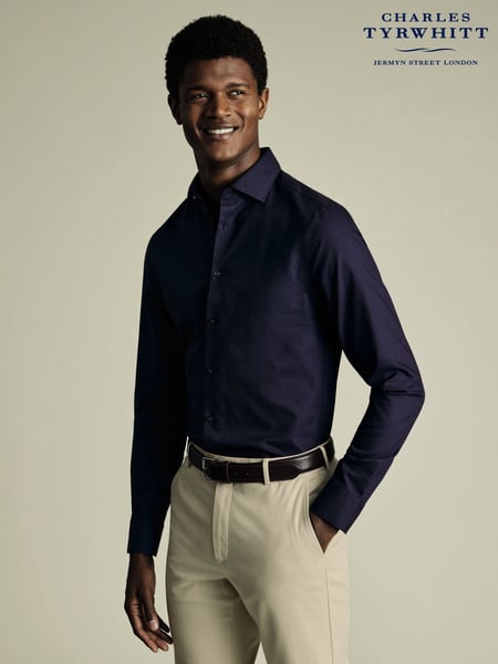 Charles Tyrwhitt Blue Slim Fit Non-Iron Shirt (W38568) | € 109