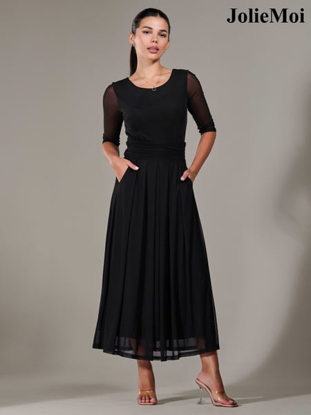 Jolie Moi Black Petite Pleated Half Sleeve Midi Dress (W45824) | € 128