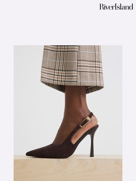 River Island Brown Slingback Buckle Court Heels (W60599) | € 66