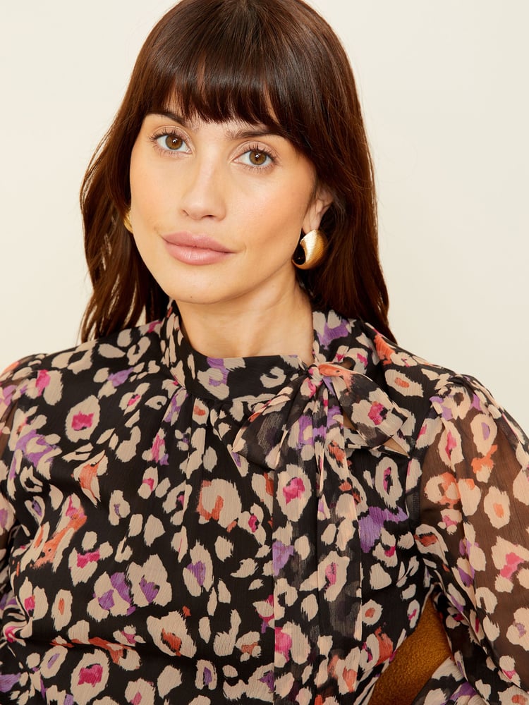 Love & Roses Black Animal Long Sleeve Tie Neck Shirred Cuff Blouse - Image 2 of 4