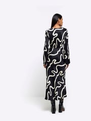 River Island Black Scoop Neck Dress - Image 3 of 8