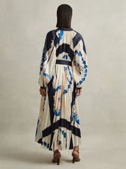 Reiss Blue Daiya Printed Pleated Maxi Dress - Image 6 of 7