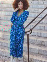 Sosandar Blue Print Ruched Detail Jersey Midi Dress - Image 3 of 5