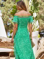 Sosandar Green Sweetheart Neckline Fit and Flare Dress - Image 2 of 5