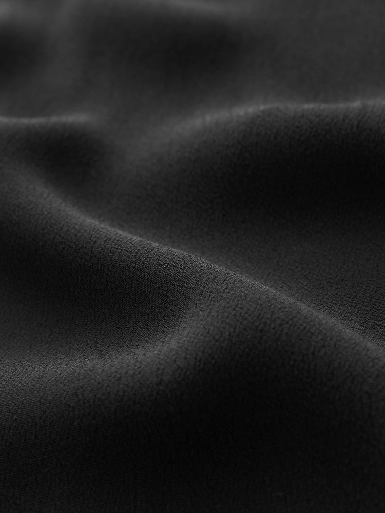 Black Short Sleeve Lace Trim Top - Image 6 of 6 Black Short Sleeve Lace Trim Top - Image 6 of 6