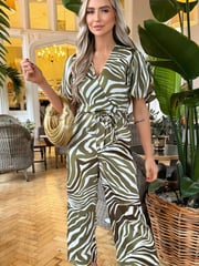 AX Paris Printed Butterfly Sleeve Belted Jumpsuit - Image 3 of 4