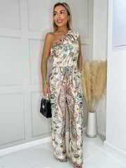 AX Paris Frill One Shoulder Jumpsuit - Image 3 of 4