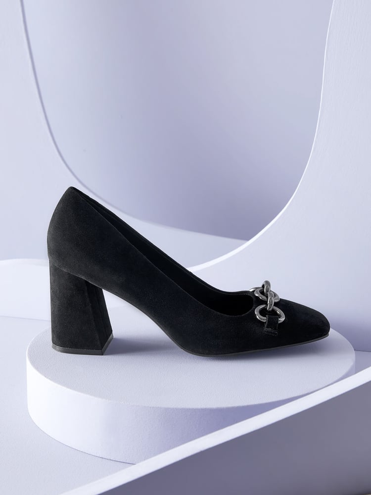 Black Forever Comfort® With Motionflex Hardware Trim Square Toe Court Shoes - Image 1 of 6