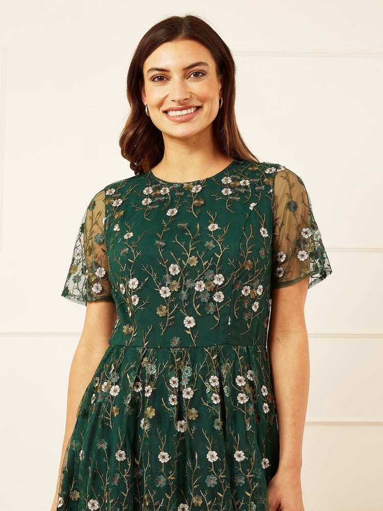 Yumi Green Embroidered Floral Skater Dress - Image 2 of 5