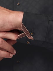 Schwarz/Gold - Formales Oxford-Hemd aus100 % Baumwolle mit Besatz - Bild 4 von 8