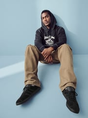 adidas Originals Black Dark Gazelle Trainers - Image 2 of 12