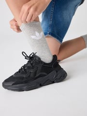 Schwarz - adidas Originals Ozweego Turnschuhe - Bild 2 von 14